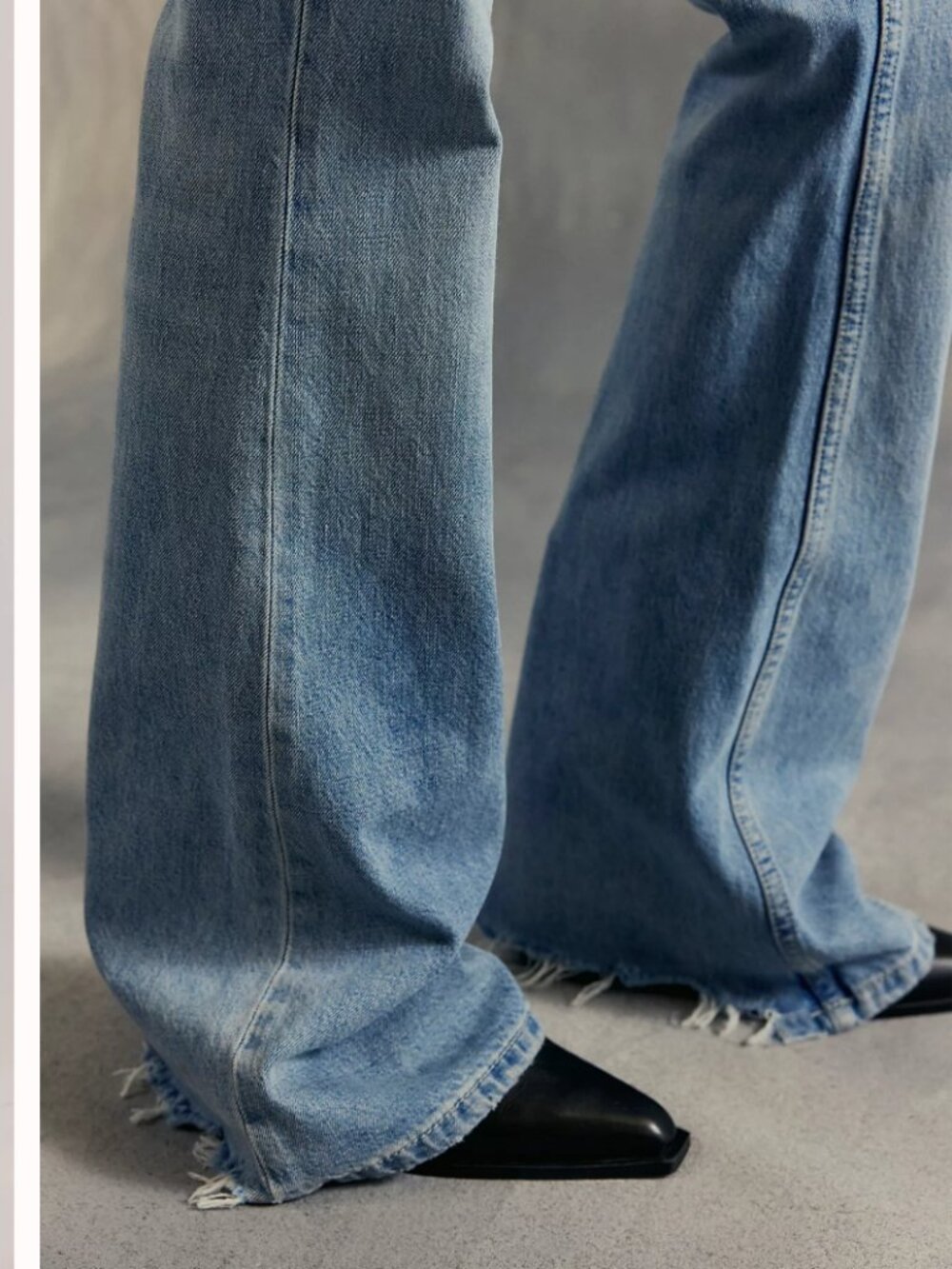 NWT Free People West Coast Relaxed Flare Jeans in Dodger Short - Picture 3 of 7